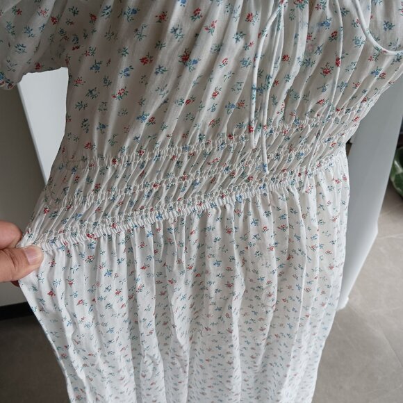 Doen Siena Shirred Floral Print Maxi Dress - Picture 3 of 10